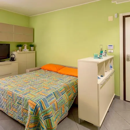 In Centro Bianca Apartament Riccione